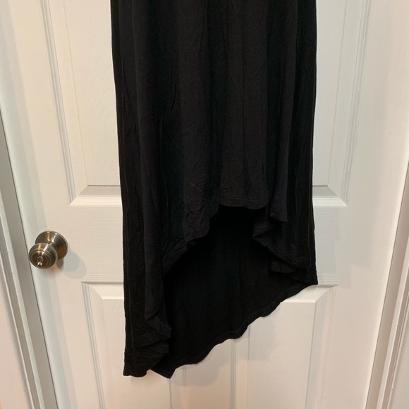 Asymmetrical black open back summer dress - Picture 4 of 6